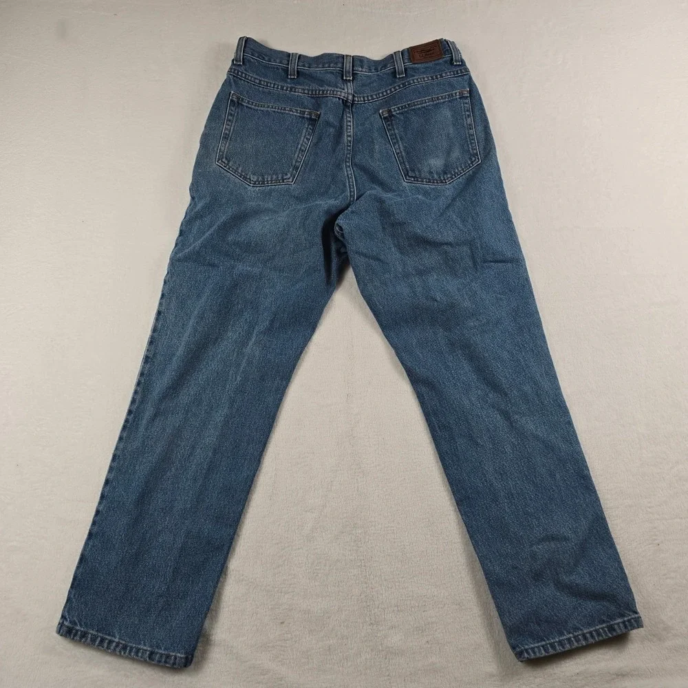 LL Bean Natural Fit Mens Blue Jeans 34x30 Medium Wash Straight Leg 104731